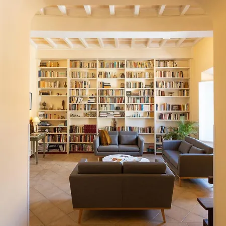 Amazing Campo De' Fiori Apartment Rome