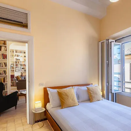 Amazing Campo De' Fiori アパート